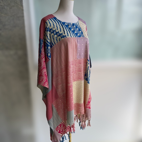 0073/ Bright Pink Batik Patterns Poncho with fringed, Loose Fit Top, - Picture 4 of 5